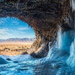 Çöl Ortasında Donmuş Bir Mağara Keşfedildi