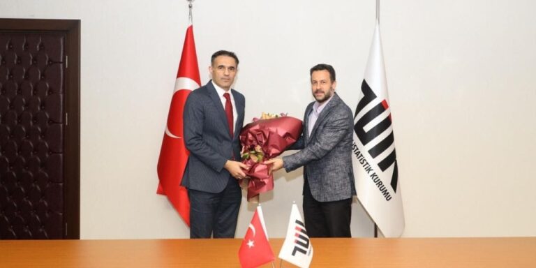 tuikte-yeni-baskan-gorevi-devraldi-jkINuNHN-1